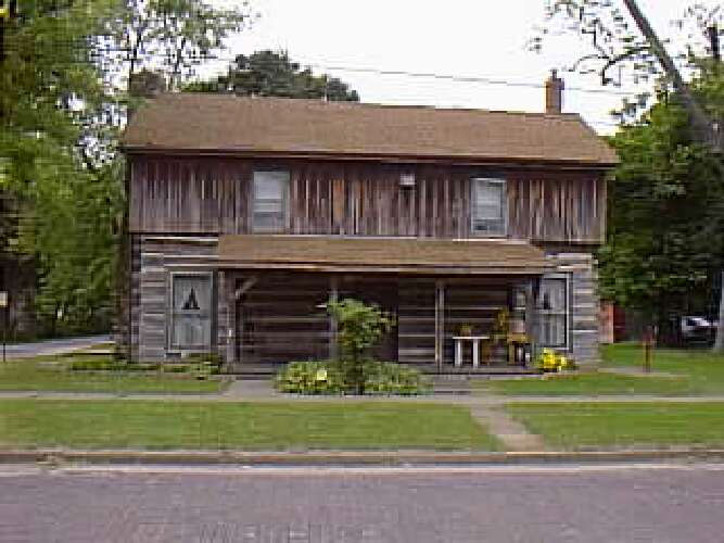 Eastern Illinois University Localites (Page Desc)